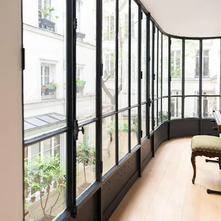 Lejlighed Magnificent Apartment Near Place Bourbon In Paris *