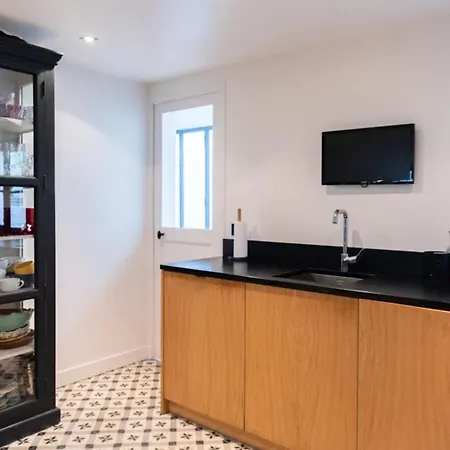 Magnificent Apartment Near Place Bourbon In Paris Paris