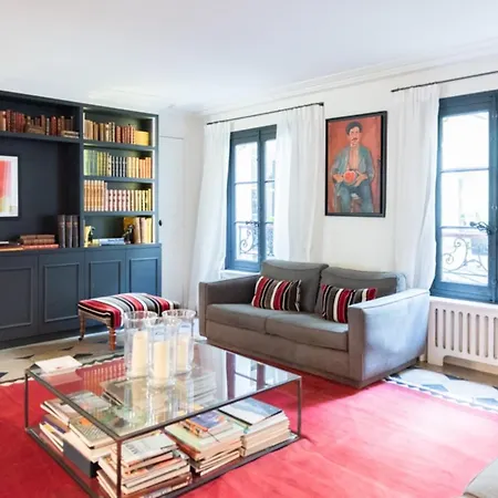 Magnificent Apartment Near Place Bourbon In Paris Lejlighed